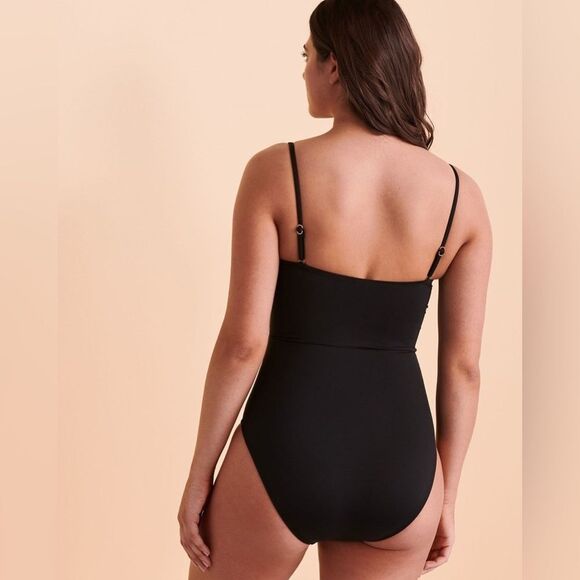 La Blanca ISLAND GODDESS Bandeau One-piece Swimsuit - Picture 3 of 12